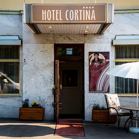 Club Hotel Cortina-3
